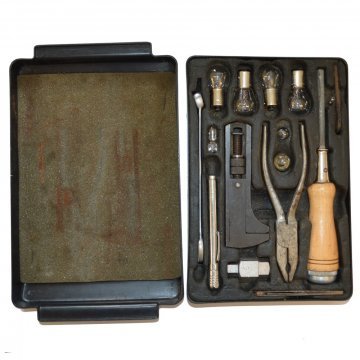 TOOL KIT (UR16383U)